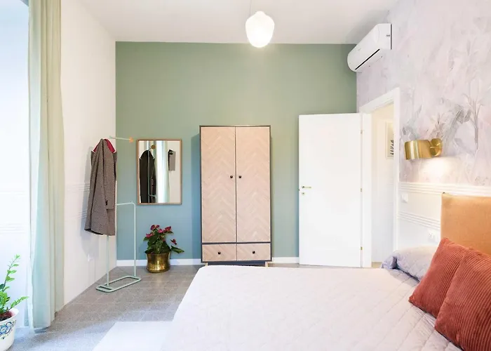 Vis Romae Luxury
