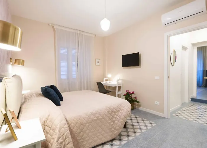 Apartment Vis Romae Luxury Rome