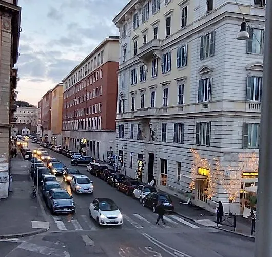 Apartment Vis Romae Luxury Rome
